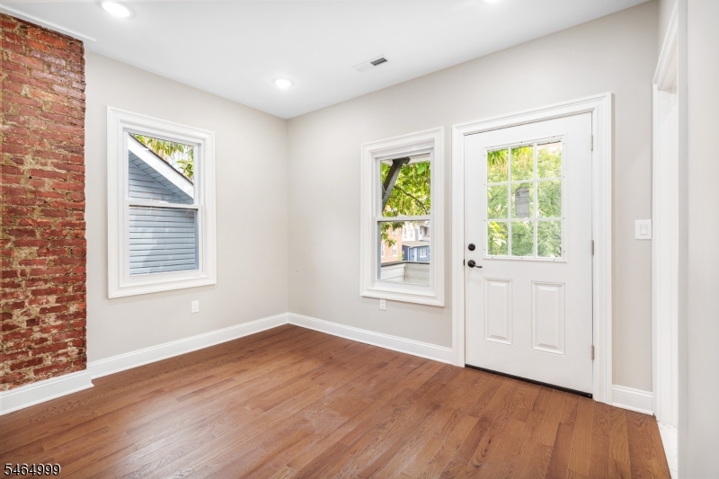57 Glenwood Ave