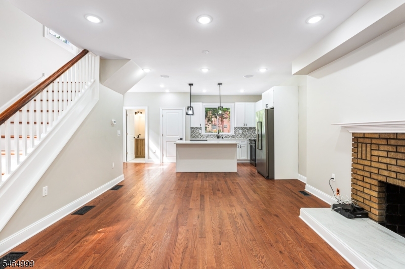 57 Glenwood Ave