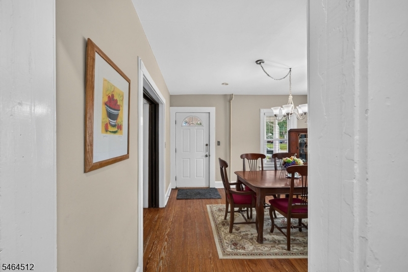 325 Dorn Ave