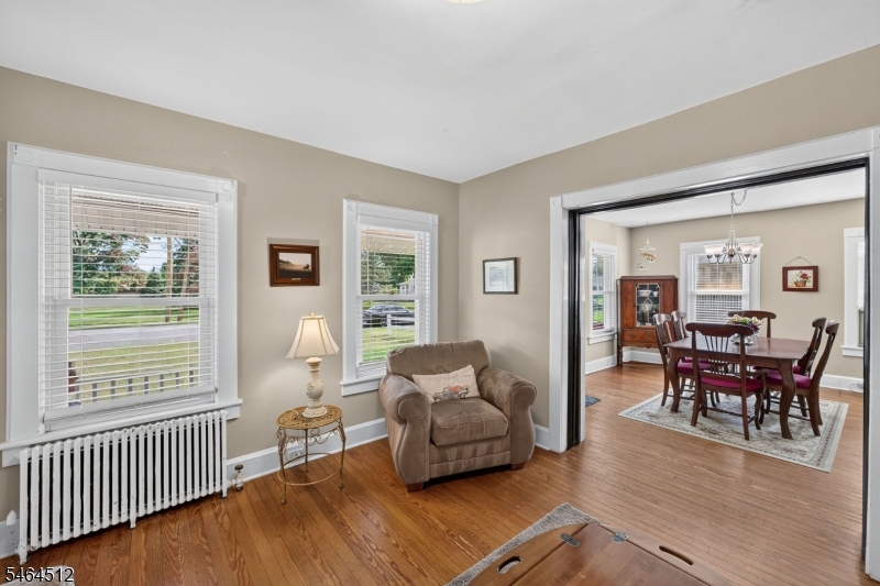 325 Dorn Ave