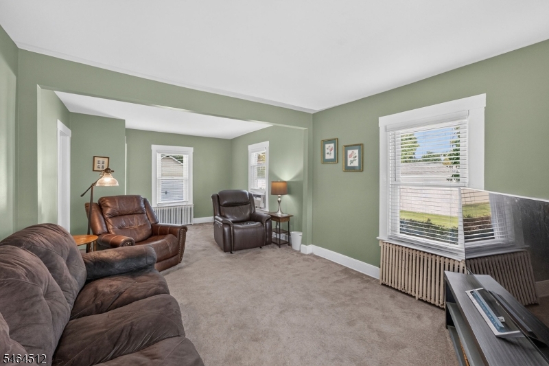 325 Dorn Ave