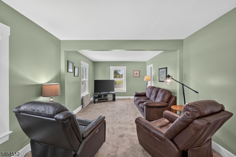 325 Dorn Ave