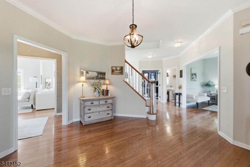 10 Spyglass Hl