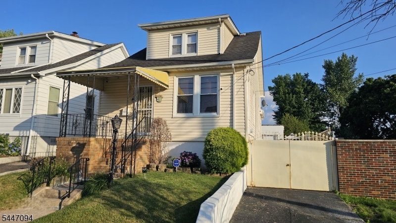 254 Illinois Ave