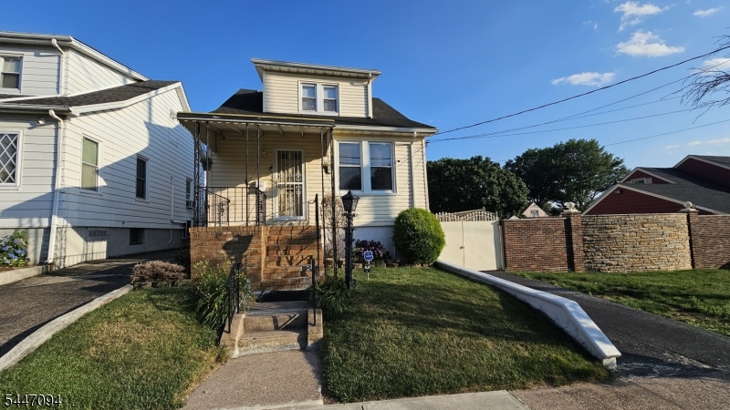 254 Illinois Ave