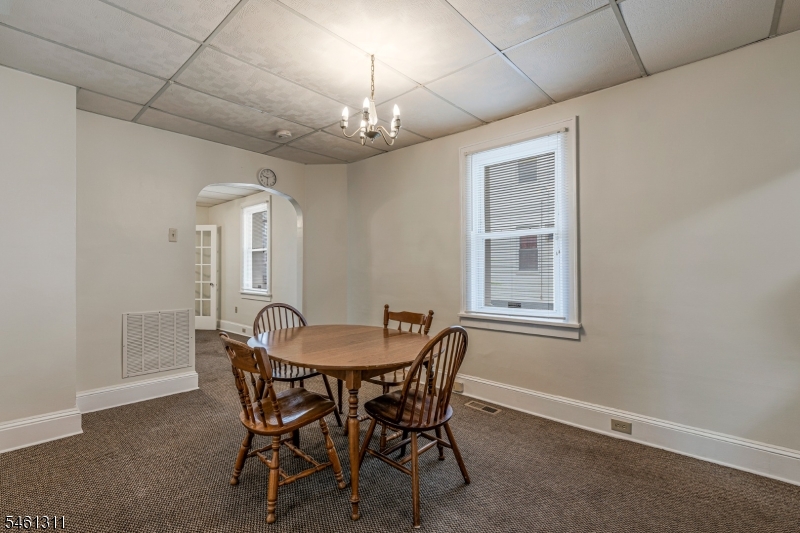 18 Robinson St