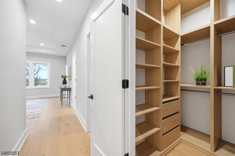 123 Forest Ave