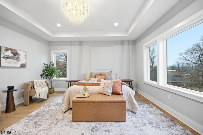 123 Forest Ave