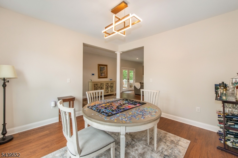 18 Post Oak Ct