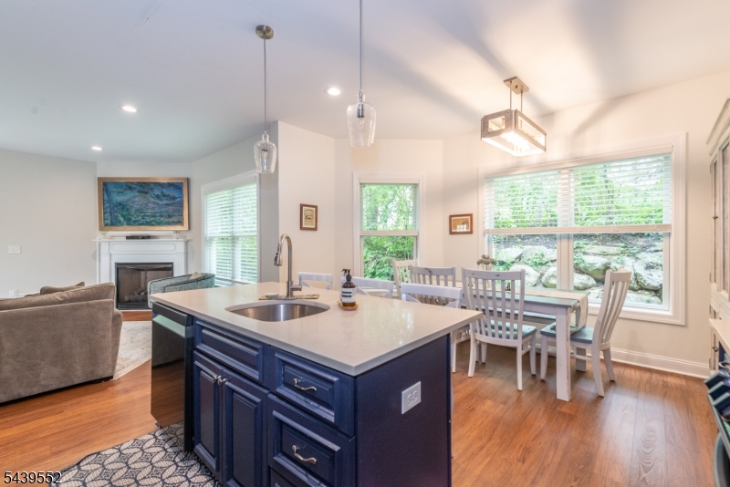 18 Post Oak Ct