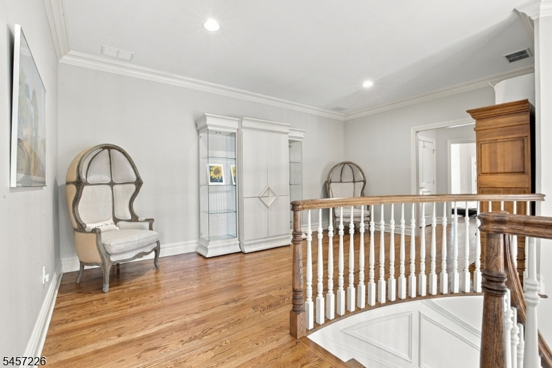 41 Van Cortland Way