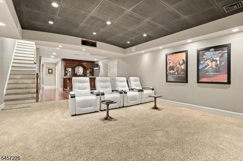 41 Van Cortland Way