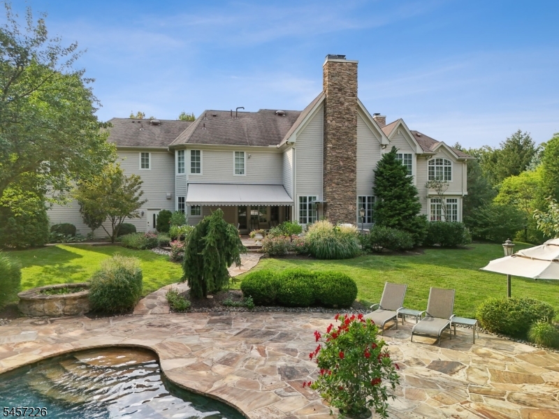 41 Van Cortland Way