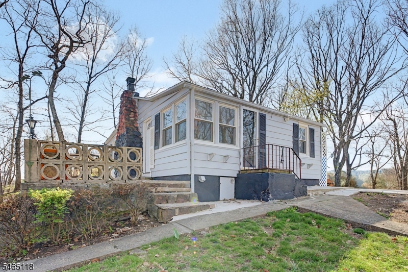 10 Berton Rd