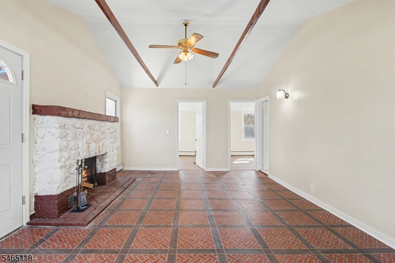10 Berton Rd