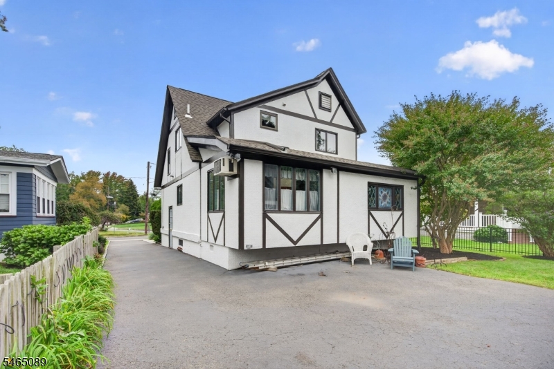 203 Balmiere Rd