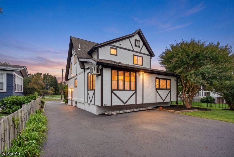 203 Balmiere Rd