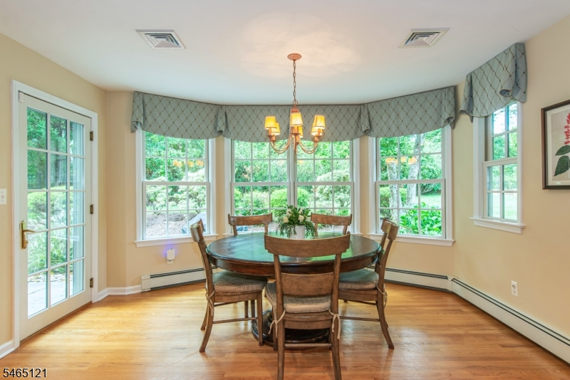 57 Bullion Rd