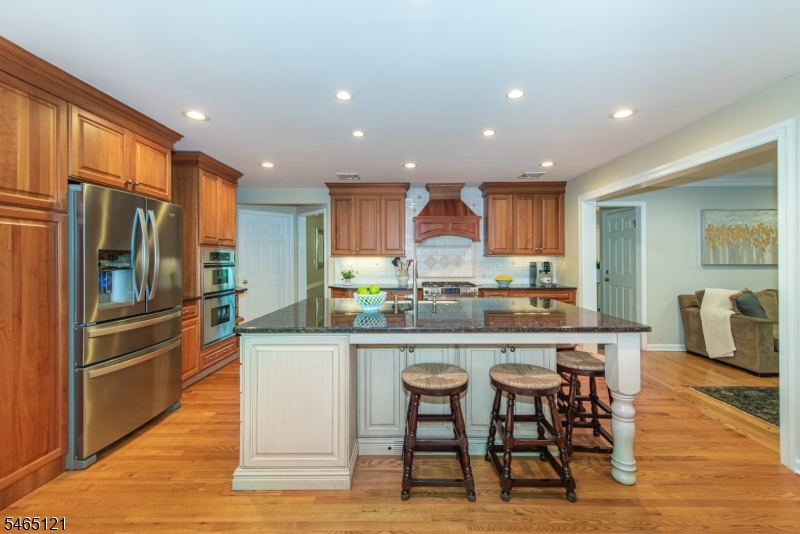 57 Bullion Rd