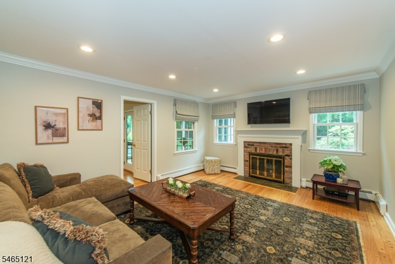 57 Bullion Rd