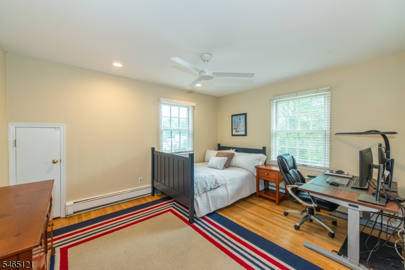 57 Bullion Rd