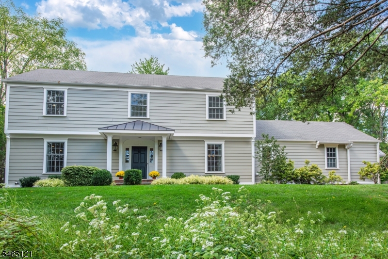 57 Bullion Rd