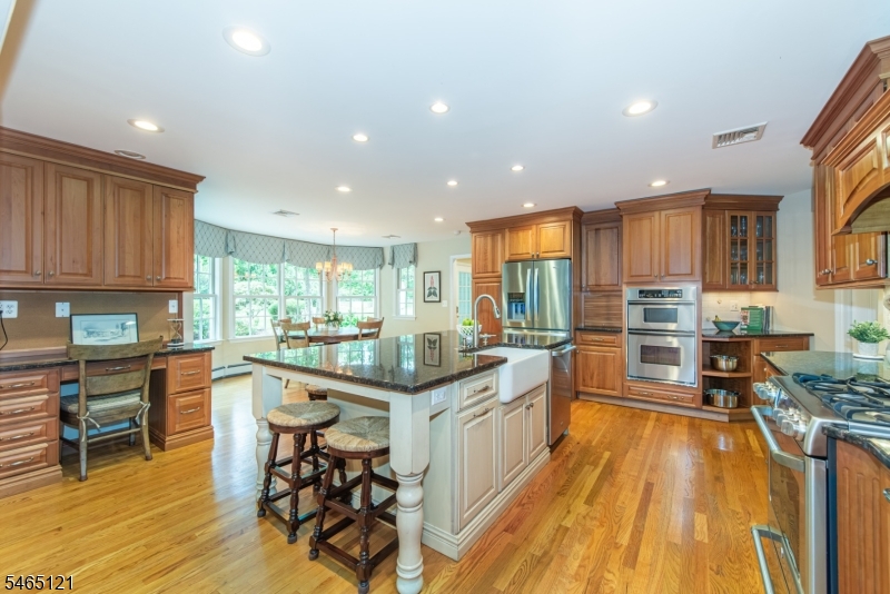 57 Bullion Rd