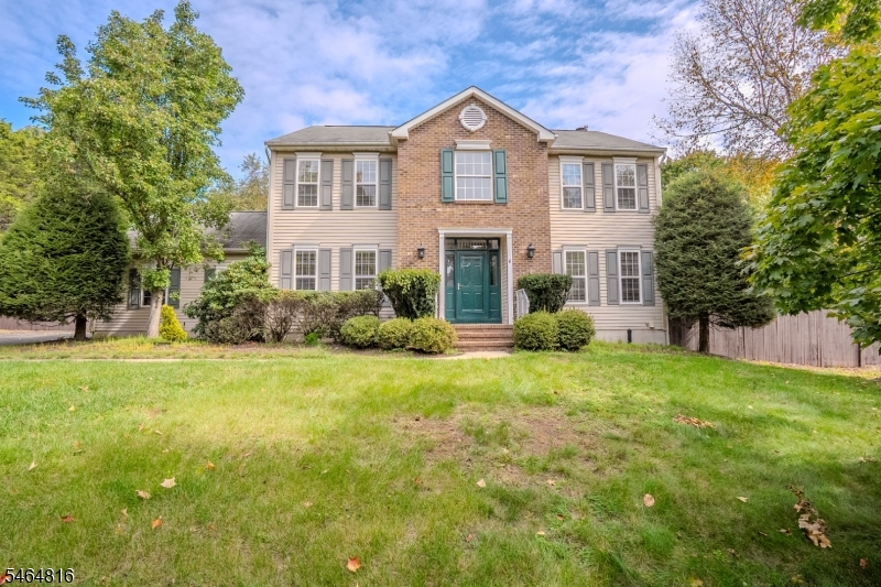 6 Fountain Dr