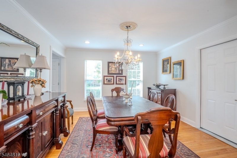 6 Fountain Dr