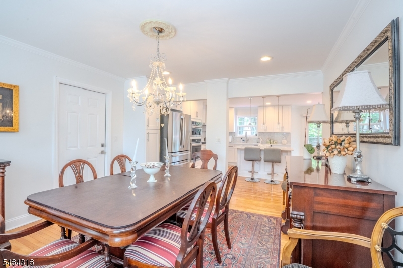 6 Fountain Dr