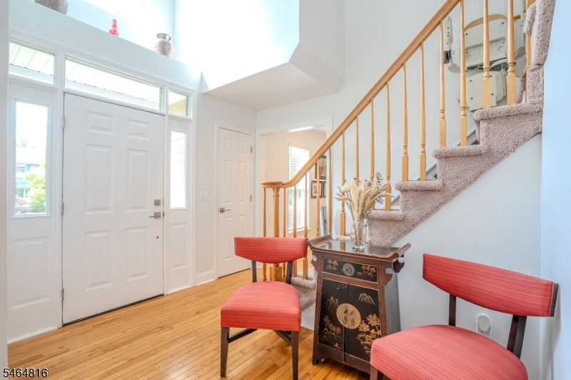 6 Fountain Dr