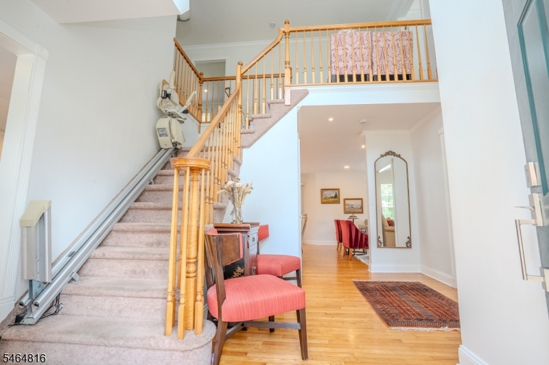 6 Fountain Dr