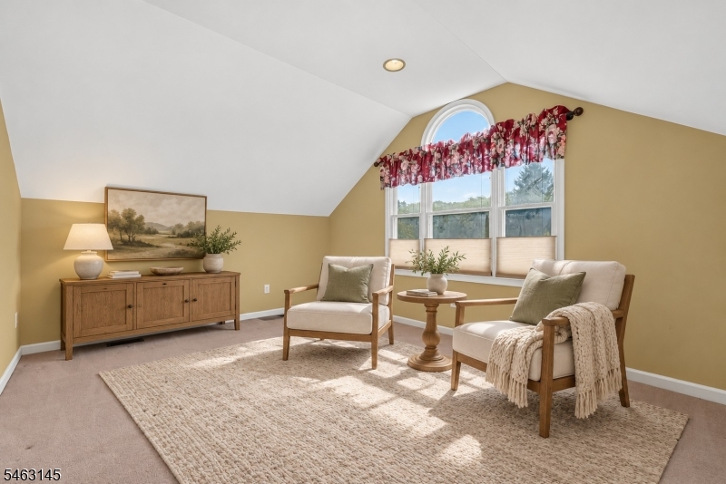 7 Stark Ct