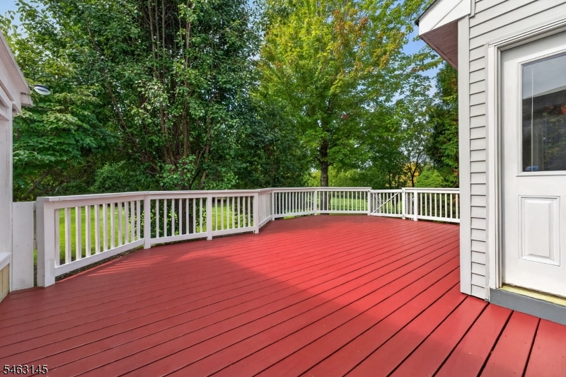 7 Stark Ct