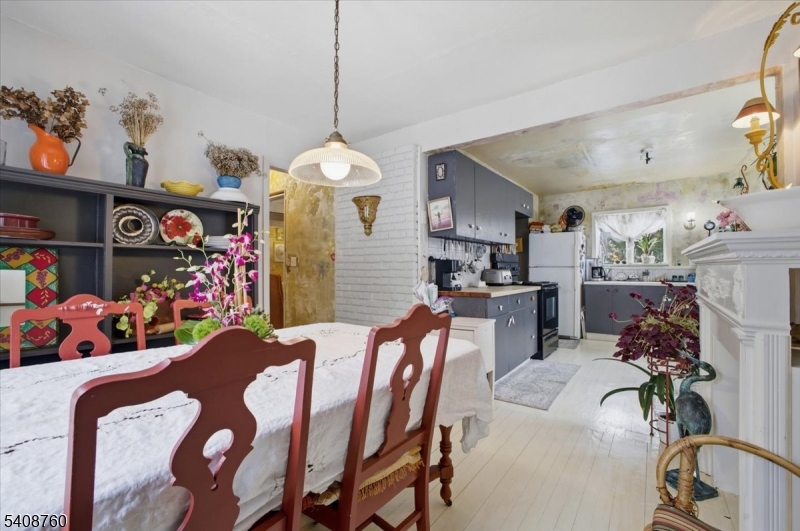 69 Kostenbader Rd