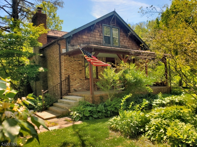 69 Kostenbader Rd