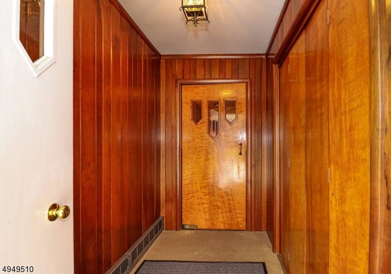 15 Academy St