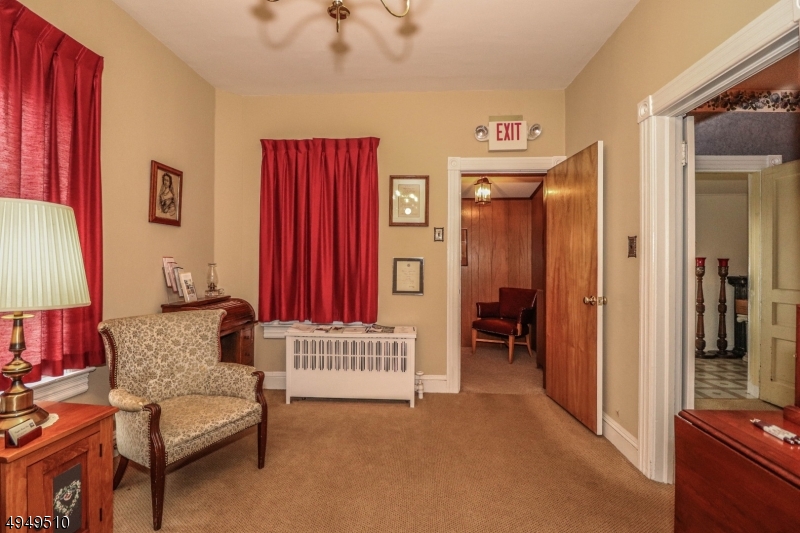 15 Academy St
