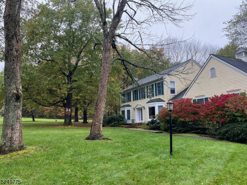 112 Timber Ln