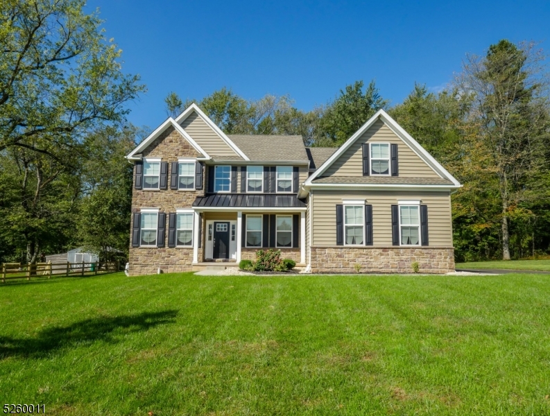 10 Holcombe Grove Rd