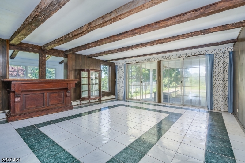 2 Dutch Hill Rd