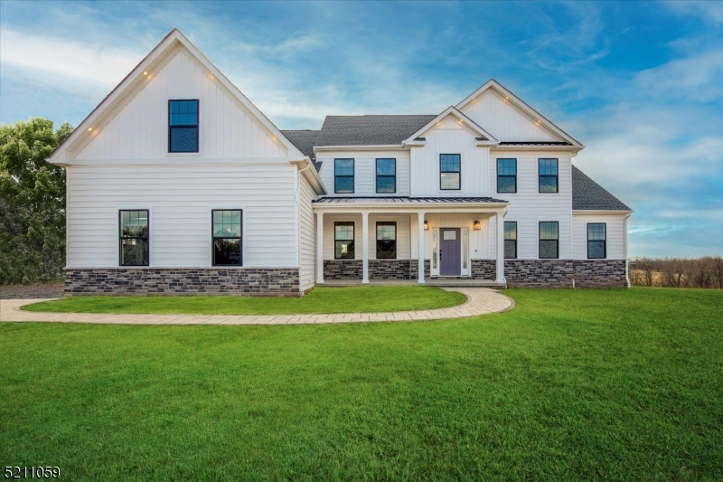 16 Holcombe Grove Rd