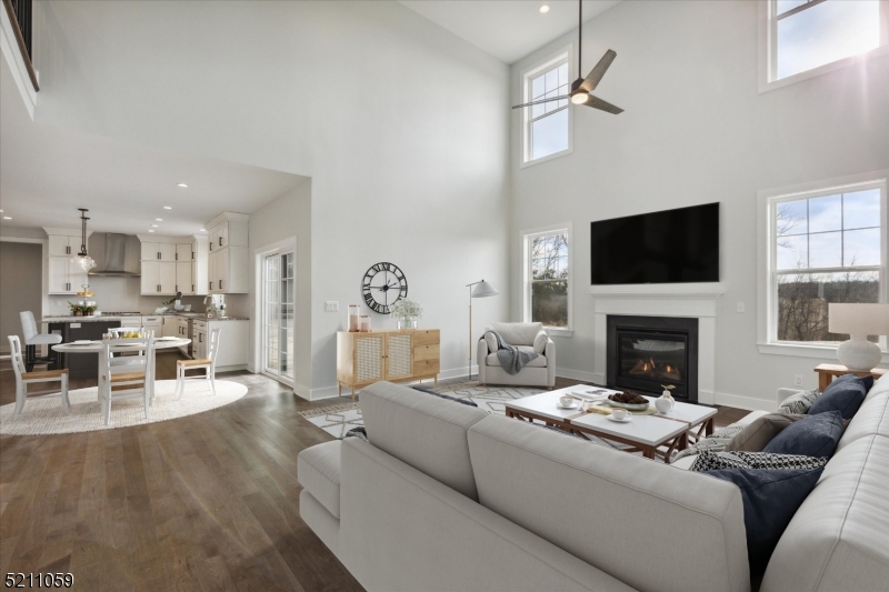 16 Holcombe Grove Rd