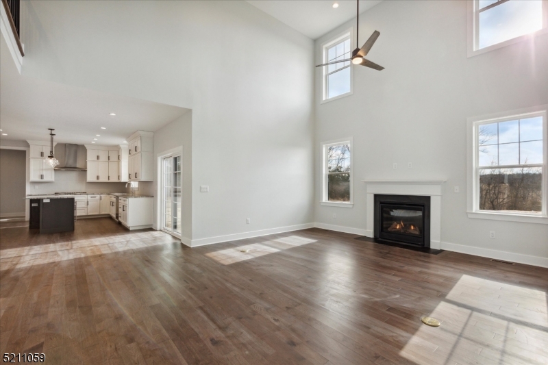 16 Holcombe Grove Rd