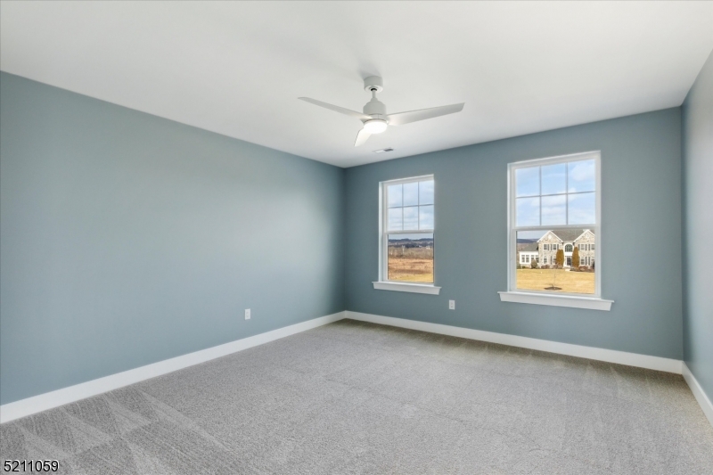 16 Holcombe Grove Rd