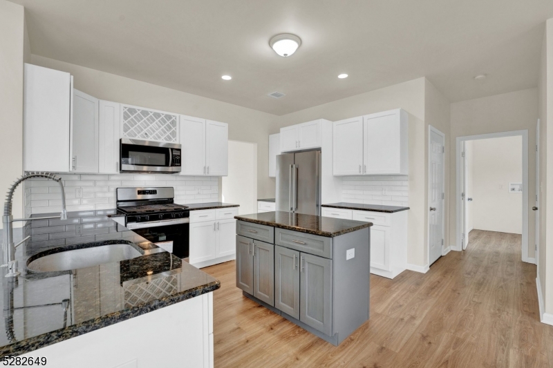 5 Anthony Ct
