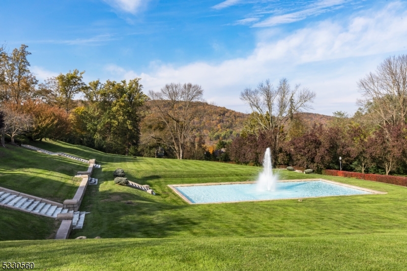 675 Ramapo Valley Rd