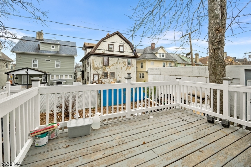 100 N Munn Ave