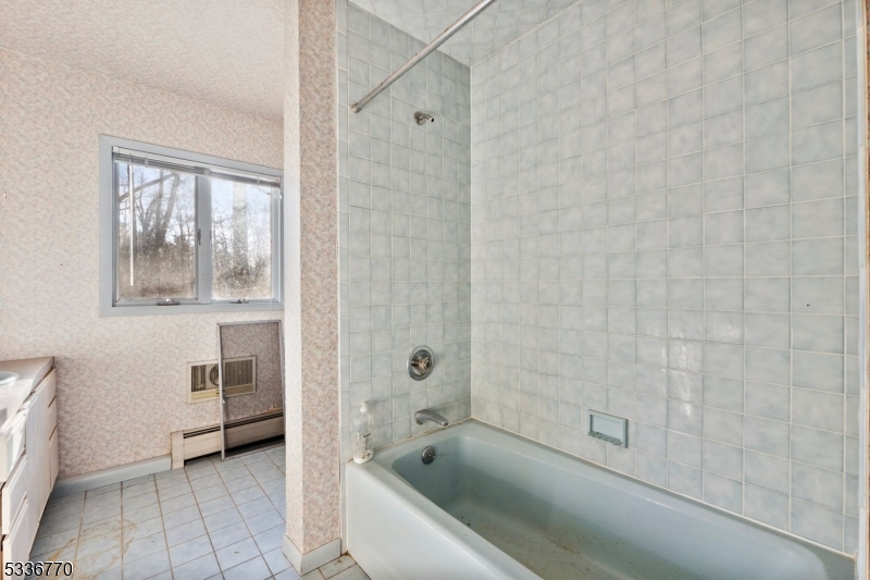 20 Hidden Glen Rd