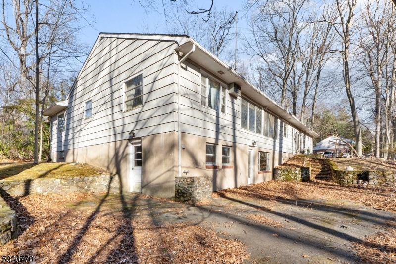 20 Hidden Glen Rd